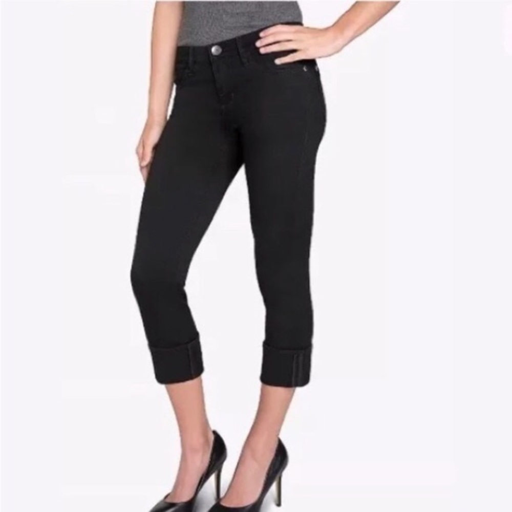 Rock & Republic Kendall Black Cropped Capri Jeans